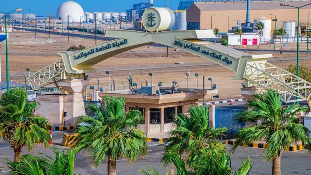 লোহিত সাগরের বন্দরে লাখ লাখ ব্যারেল তেল পাঠাচ্ছে সৌদি