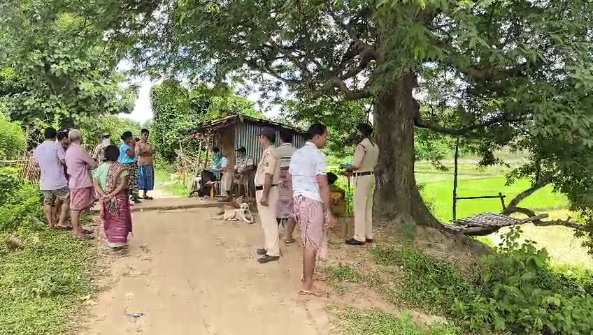 খোয়াইয়ে জঙ্গলের ছড়া থেকে উদ্ধার অর্ধগলিত মৃতদেহ, চাঞ্চল্য 
