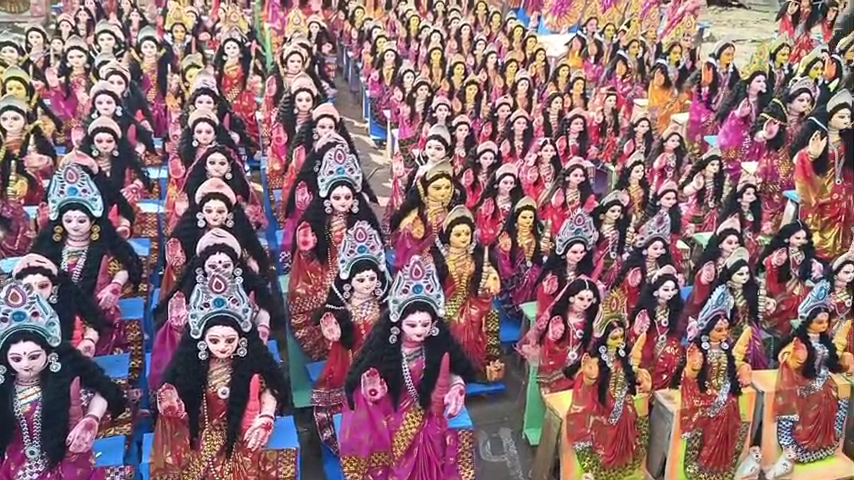  রবিবার কোজাগরী লক্ষ্মী পূজা, মূল্য বৃদ্ধির ছ্যাকায় পূজোর বাজারে হাত পুড়ছে ক্রেতা সাধারণের 