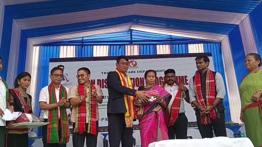 দুটি হোস্টেলের উদ্বোধন এবং পাঁচটি হোস্টেলের শিলান্যাস 