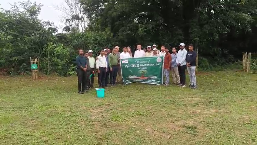 বিশ্ব পরিবেশ দিবসে গান্ধীগ্রামে আইজিডিসির উদ্যোগে বৃক্ষরোপণ কর্মসূচি