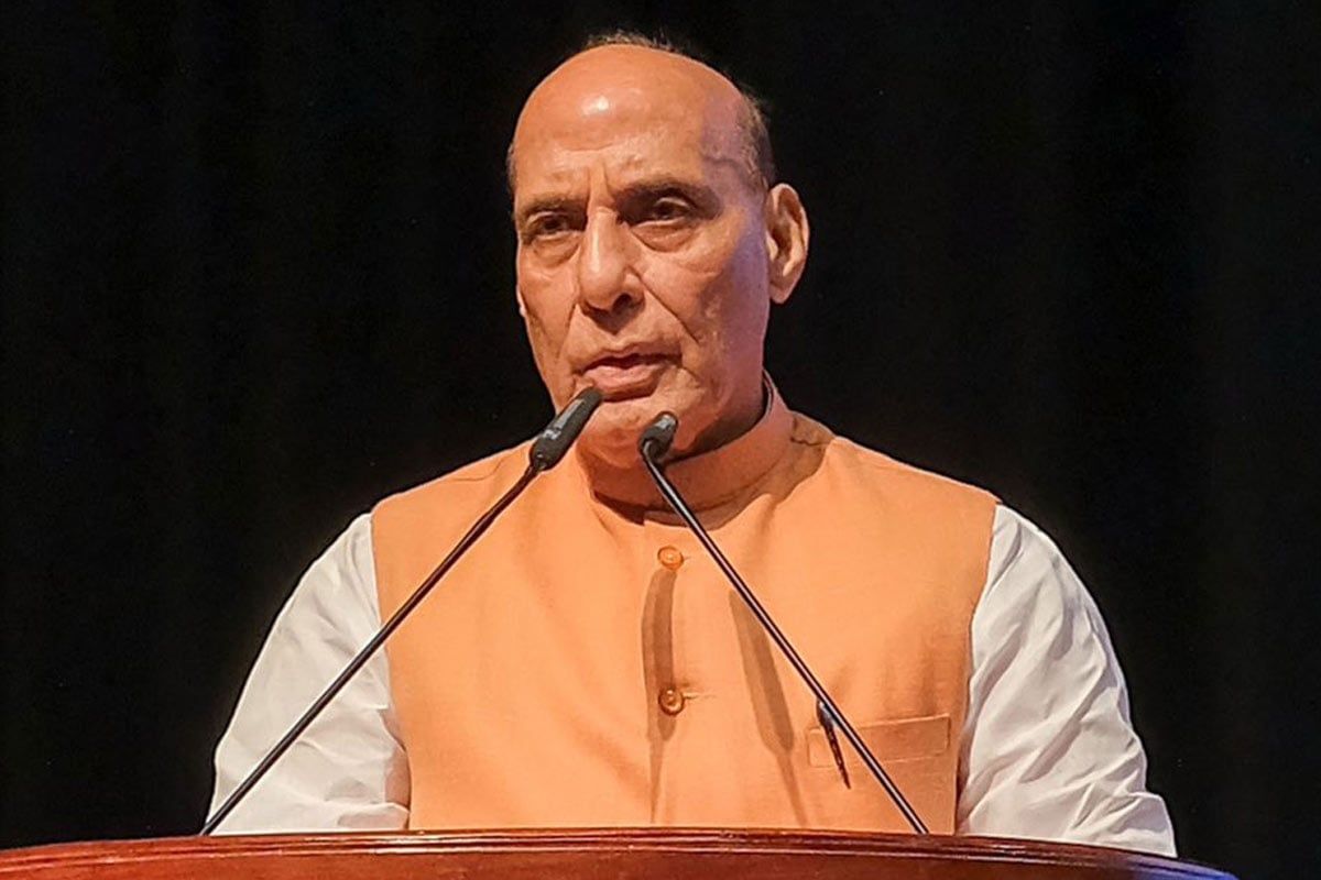 ভারত যখন বিশ্বকে সফটওয়্যার সরবরাহ করছে, পাকিস্তান জোগান দিচ্ছে সন্ত্রাসবাদ : রাজনাথ সিং
