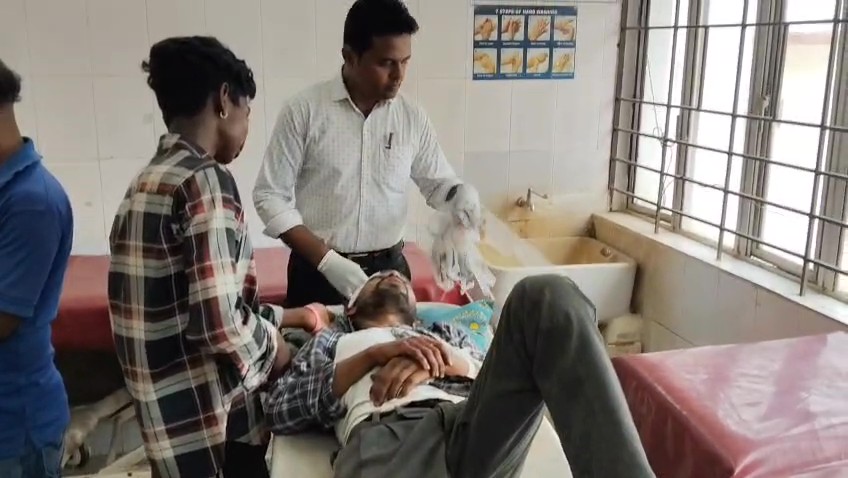  বিল্ডিং থেকে ঝাঁপ দিয়ে আত্মহত্যা