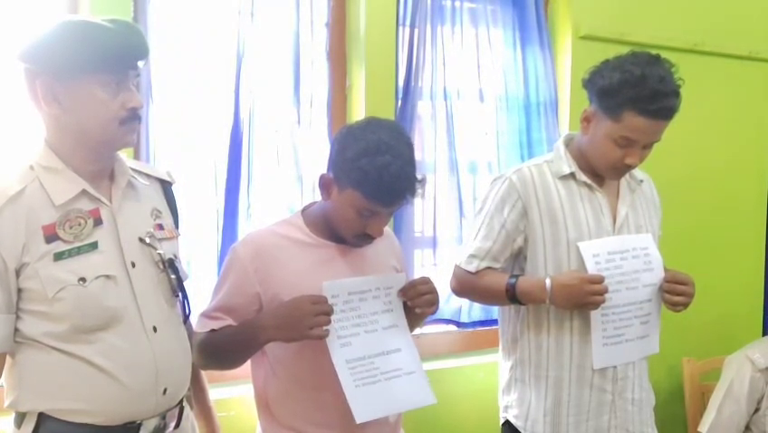 ১১ লক্ষ ৫০ হাজার টাকা ছিনতাইয় কান্ডের ঘটনায় গাড়ি স্কুটি সহ গ্রেফতার দুই ছিনতাইবাজ