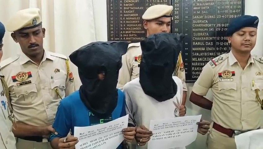 দুইজন কুখ্যাত চোর  আটক