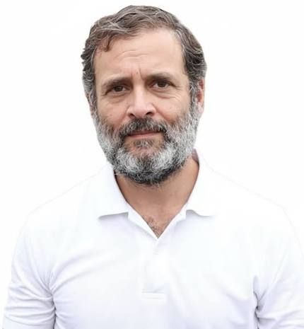 ছাত্রদের উপর পুলিশি ‘নির্মমতা’ ও পরীক্ষা সংকট নিয়ে সংসদে আলোচনার দাবি রাহুলের