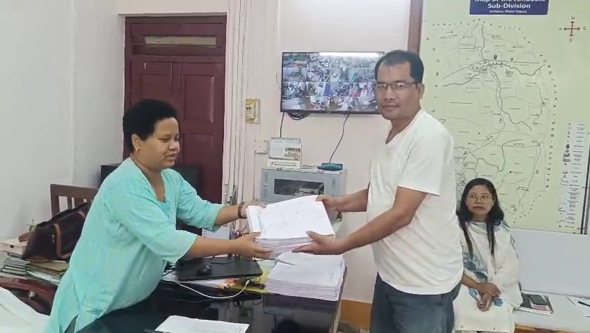 আমবাসা মহকুমা শাসকের কার্যালয়ে সর্বদলীয় বৈঠক