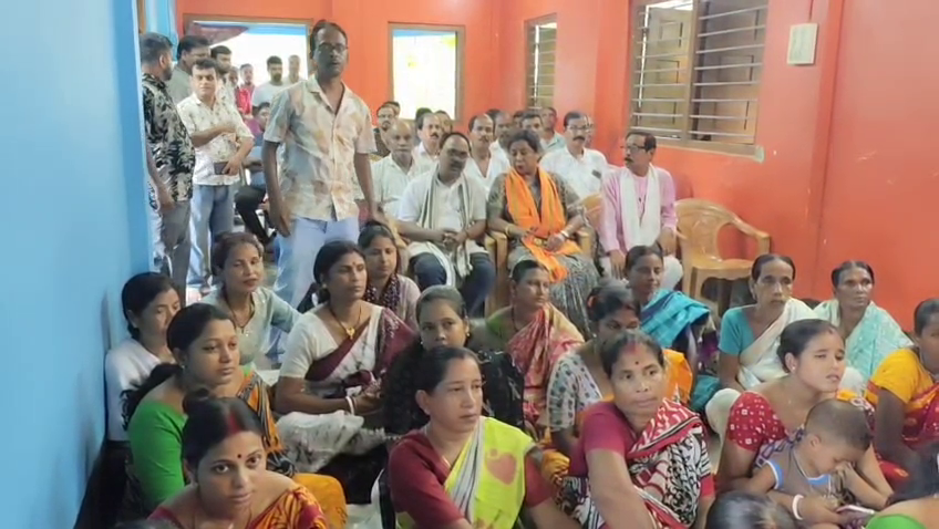 খোয়াইয়ে ১৩৮তম ‘মন কি বাত’ অনুষ্ঠান, উপস্থিত মুখ্য সচেতক কল্যাণী সাহা রায়  