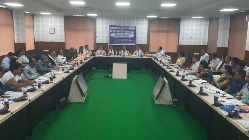 ত্রিপুরায় নতুন শ্রমকোড নিয়ে তিন দিনের কর্মশালা শুরু