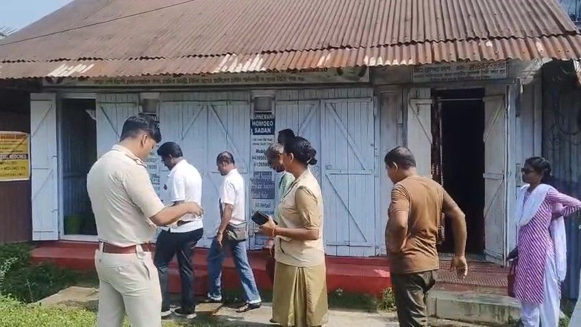 থানার দরজায় কড়া নাড়লেন চোর। দুটি দোকানে চুরি, ক্ষোভ ব্যবসায়ী মহলে।