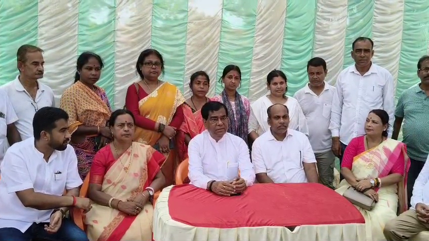  আগরতলা পৌর নিগমের ১৪ টি ওয়ার্ড অফিসের নতুন পাকা বাড়ি হয়েছে , উদ্বোধনের অপেক্ষায় আরো ১৩ টি ওয়ার্ড অফিস-মেয়র 