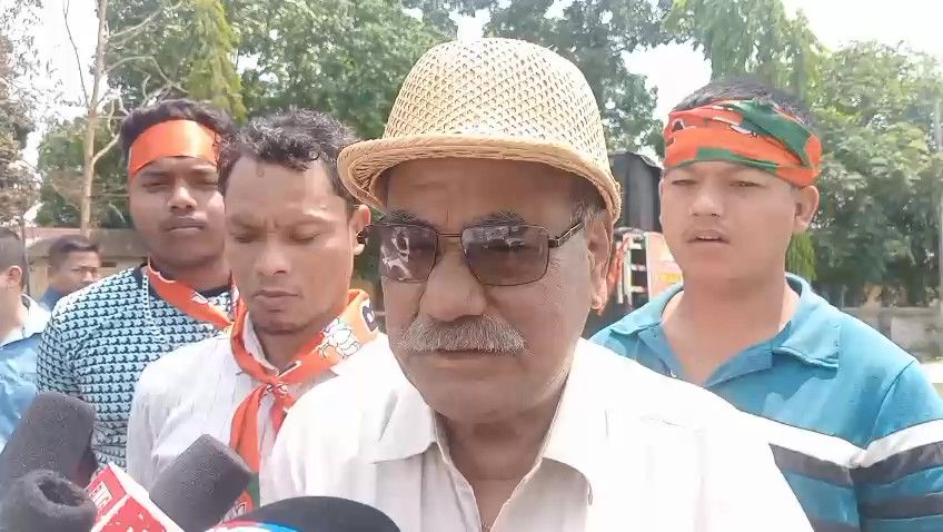 হালাহালি-আশারামবাড়িতে বিজেপির বিশাল বাইক মিছিল