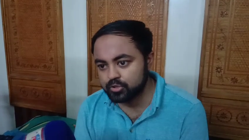 কৈলাসহরে আইনজীবীর বাড়িতে গভীর রাতে সিসিটিভি ভাঙচুর