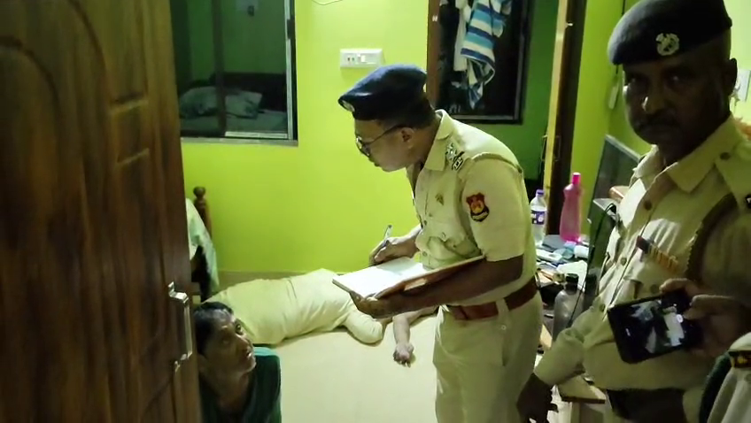 ধলেশ্বরে ফ্ল্যাট থেকে এক যুবকের মৃতদেহ উদ্ধার ঘিরে চাঞ্চল্য