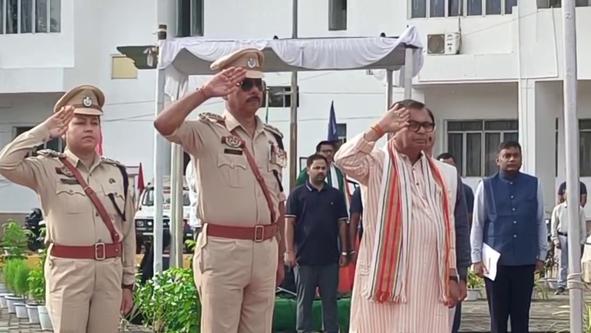  দেশের প্রশ্নে আমাদের একটাই পরিচয় আমরা ভারতীয় -মন্ত্রী রতনলাল নাথ