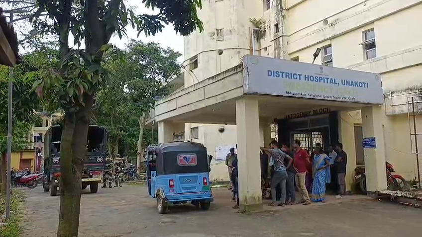 ঊনকোটি জেলায় আবারও ধরা পড়ল স্বাস্থ্য ব্যবস্থার ভঙ্গুর চিত্র