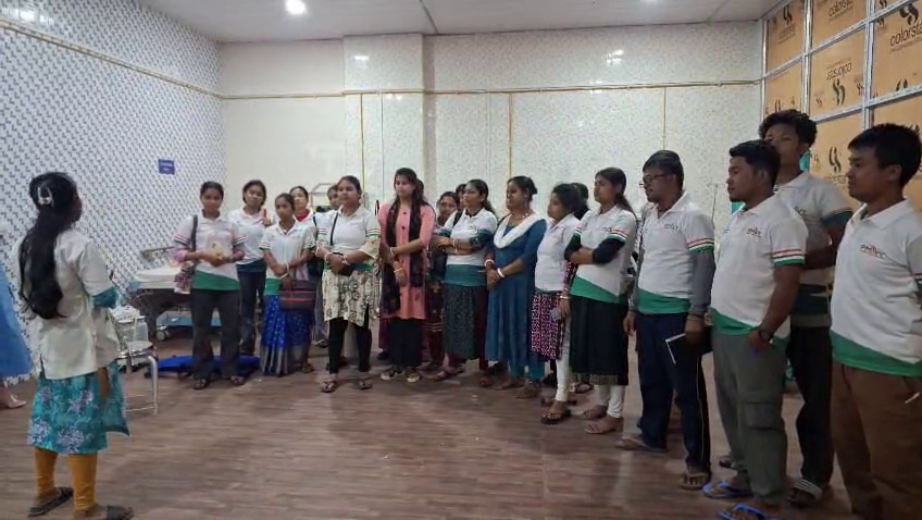 ধলাই জেলা হাসপাতালে চলছে পি এম কে ভি ওয়াই ৪.০ এর আওতায় ৭৫ দিনের প্রশিক্ষণ পর্ব